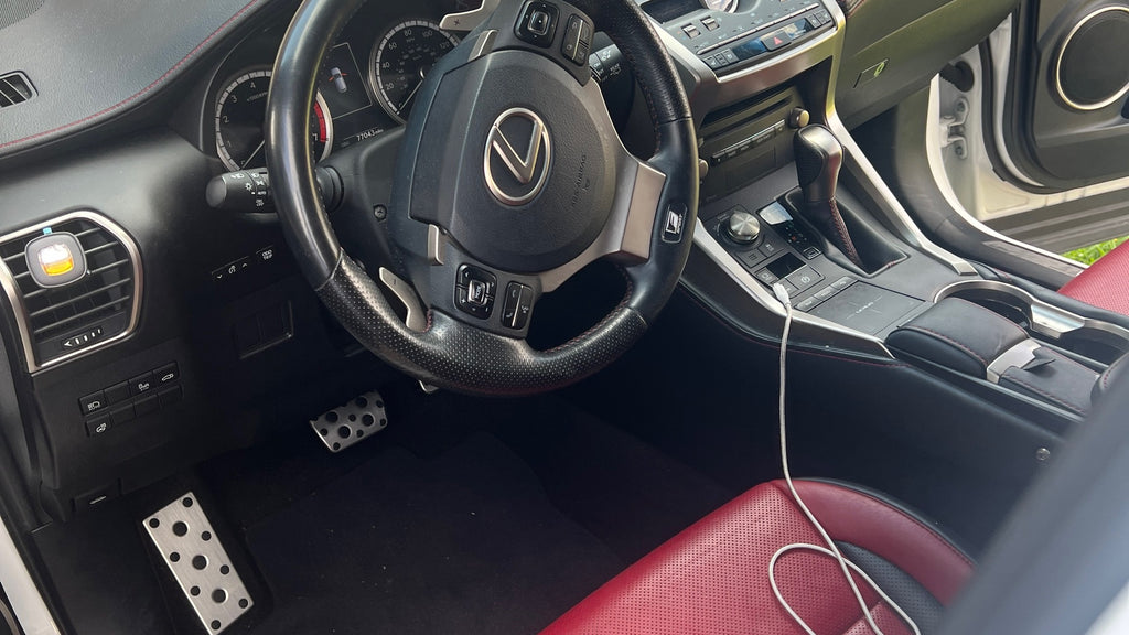 Lexus NX 300