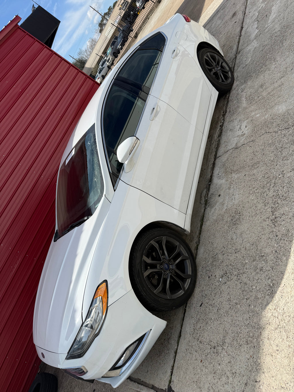 White Ford Fusion